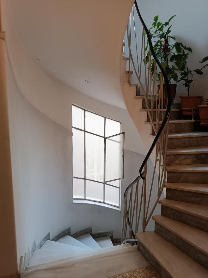 Sweet Home In Атина Екстериор снимка